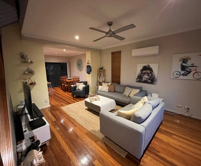 Room with ensuite in a share house