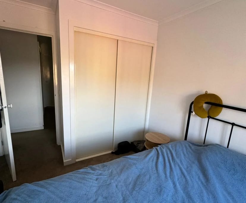 Room for Rent in Roxburgh Park, Melbourne 225, Fu...