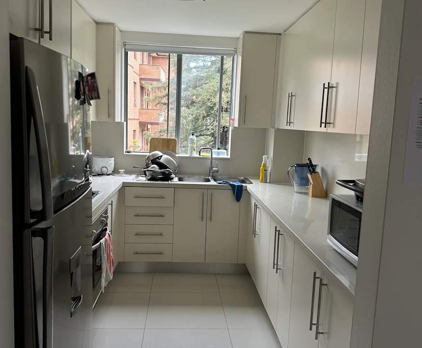 Furnished room in a flatshare