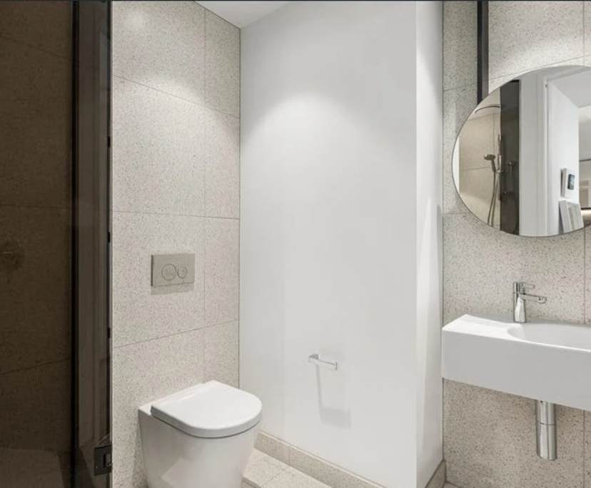 $600, 1-bed, 1 bathroom, Melbourne VIC 3004