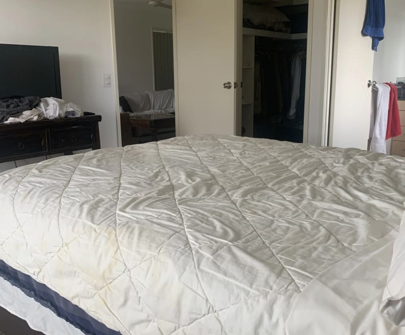 $360, Share-house, 4 bathrooms, Eli Waters QLD 4655