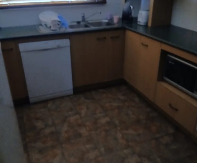 $230, Share-house, 2 bathrooms, Redcliffe QLD 4020