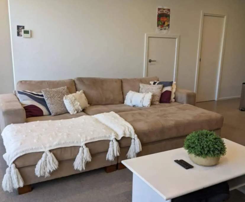 Unfurnished room in a share house