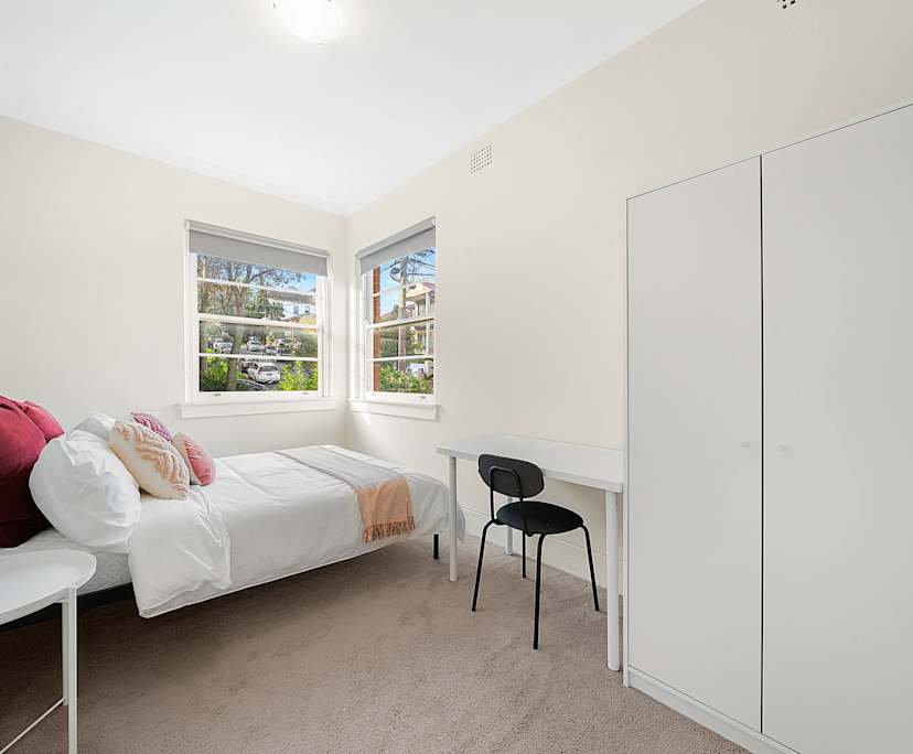 $980, Whole-property, 2 bathrooms, Bronte NSW 2024