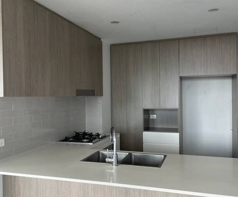 $320, Flatshare, 3 bathrooms, Carlton NSW 2218