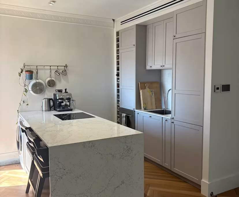Whole property with 2 rooms for rent