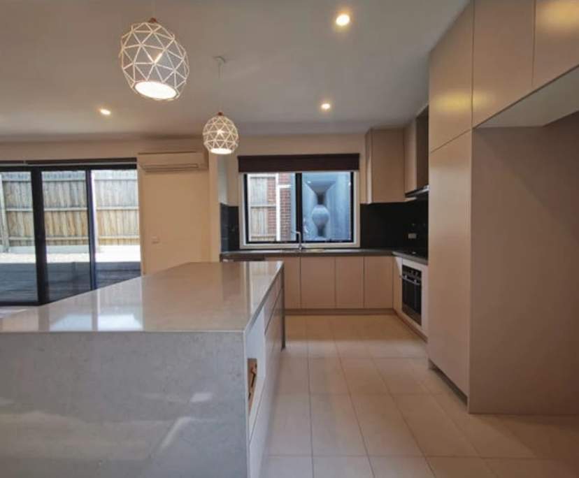 $206, Share-house, 4 bathrooms, Chadstone VIC 3148