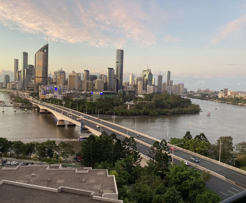$395, Flatshare, 2 bathrooms, South Brisbane QLD 4101