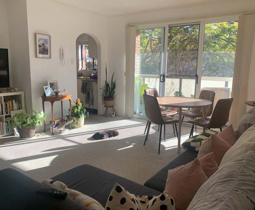 Unfurnished room in a flatshare