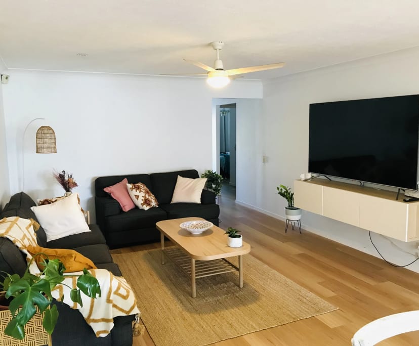 $350, Flatshare, 2 bathrooms, Burleigh Waters QLD 4220