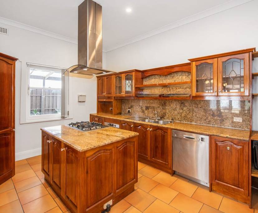 Unfurnished room in a share house