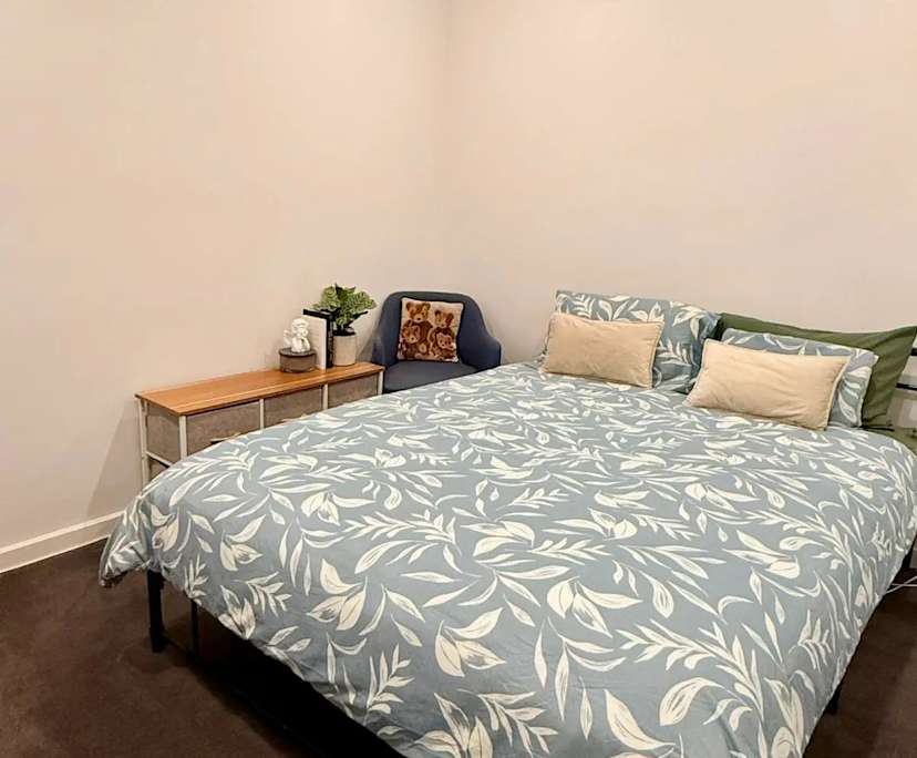 Furnished room with own bathroom
