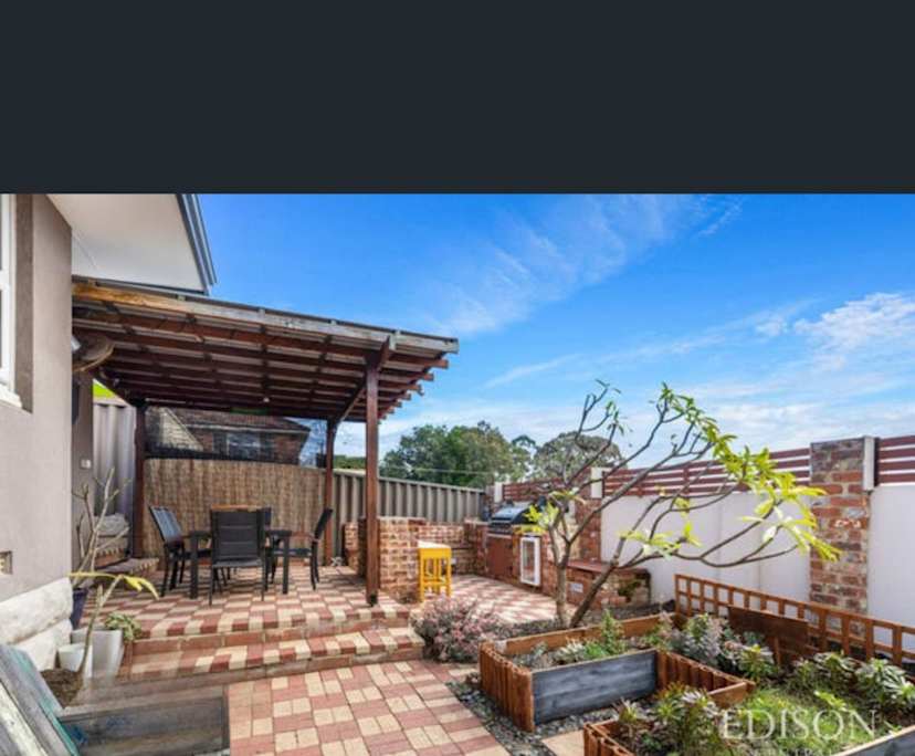 Unfurnished room in a share house