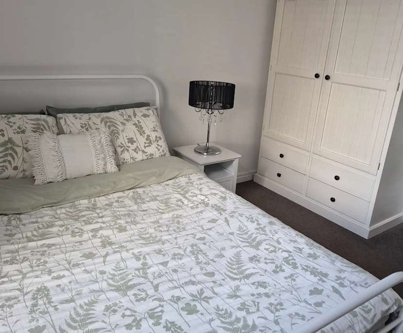 Furnished room in a share house