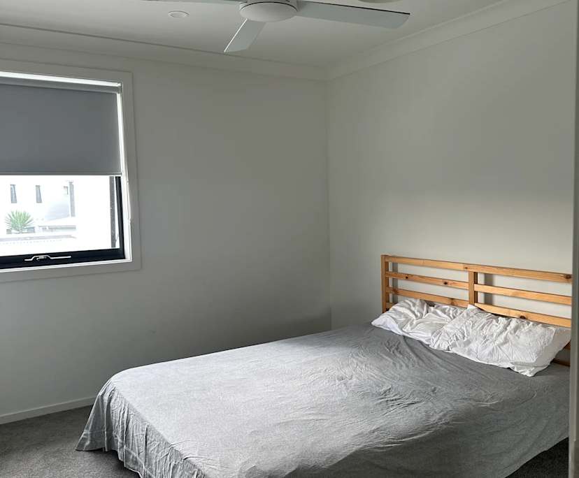 Room in a share house