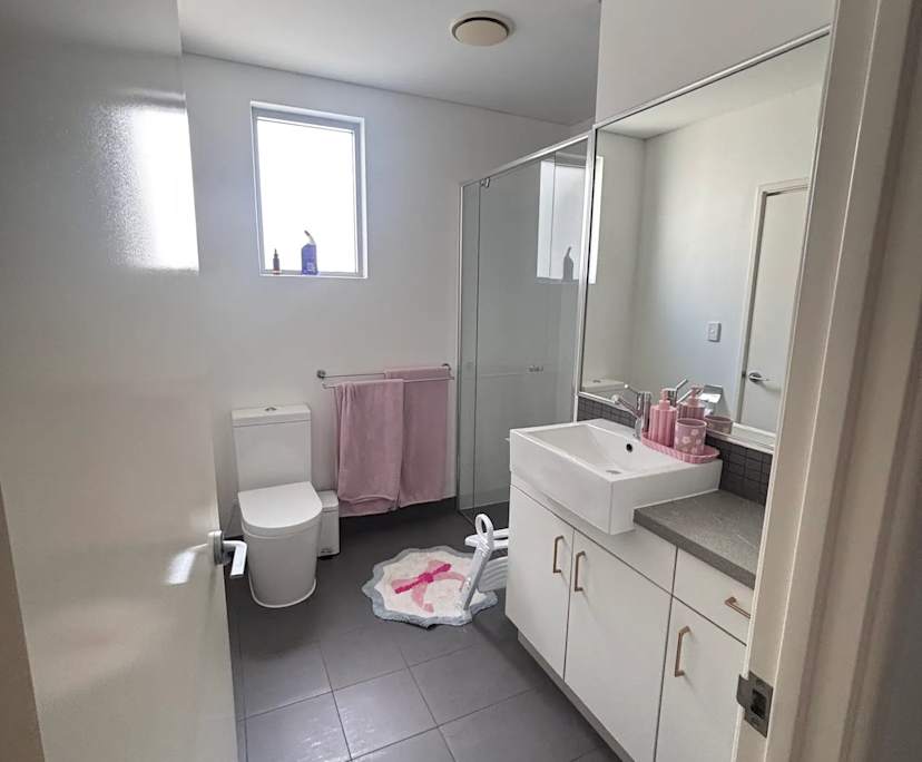 $300, Flatshare, 2 bathrooms, Wellard WA 6170