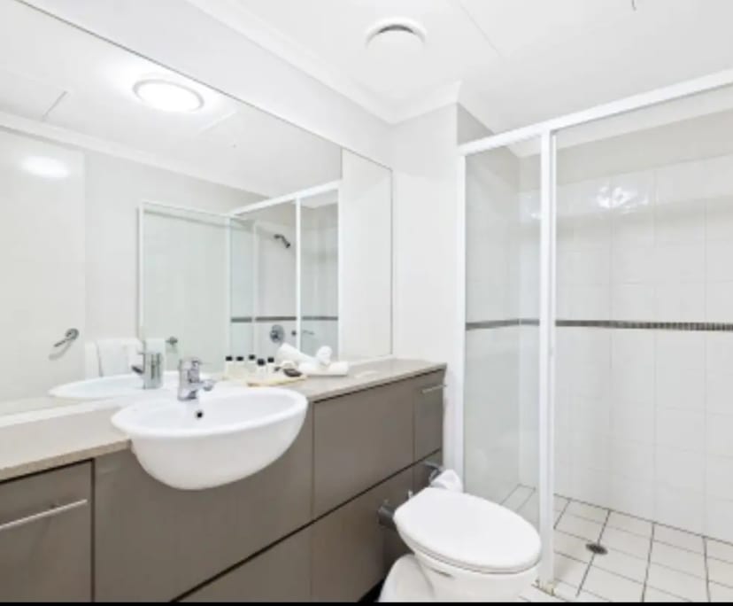$450, Flatshare, 2 bathrooms, Brisbane City QLD 4000