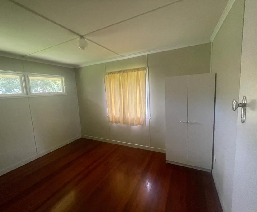 $250, Share-house, 3 bathrooms, Stafford Heights QLD 4053