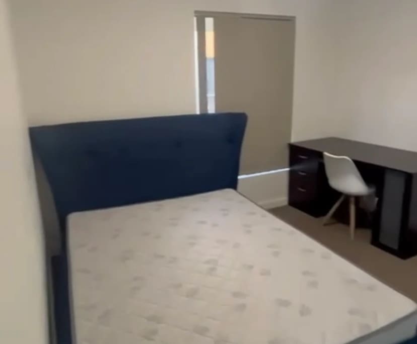 Furnished room with own bathroom