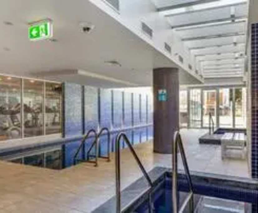 $500, 1-bed, 1 bathroom, Glenelg SA 5045