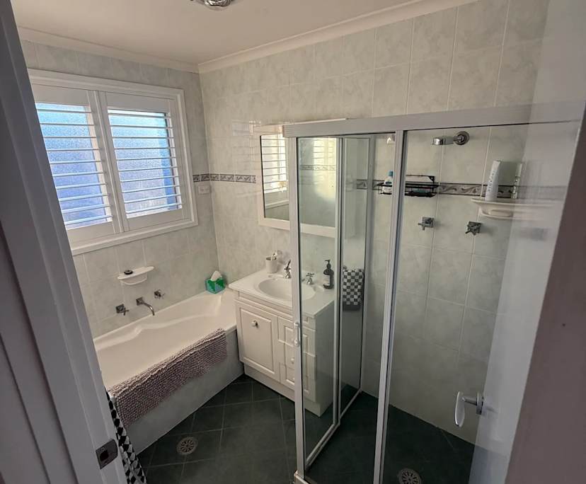 Room in a share house