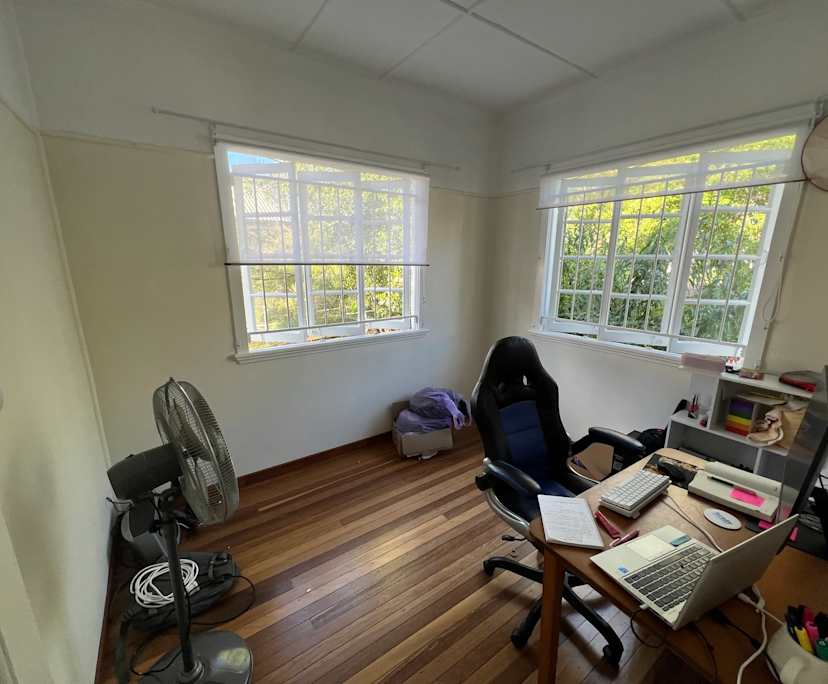 $200, Share-house, 3 bathrooms, Coorparoo QLD 4151