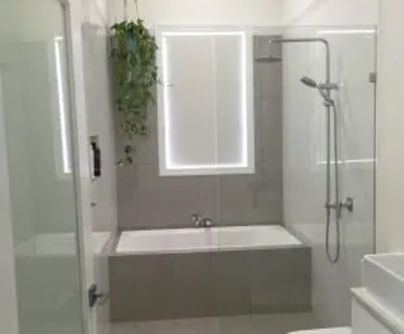 Room in a share house