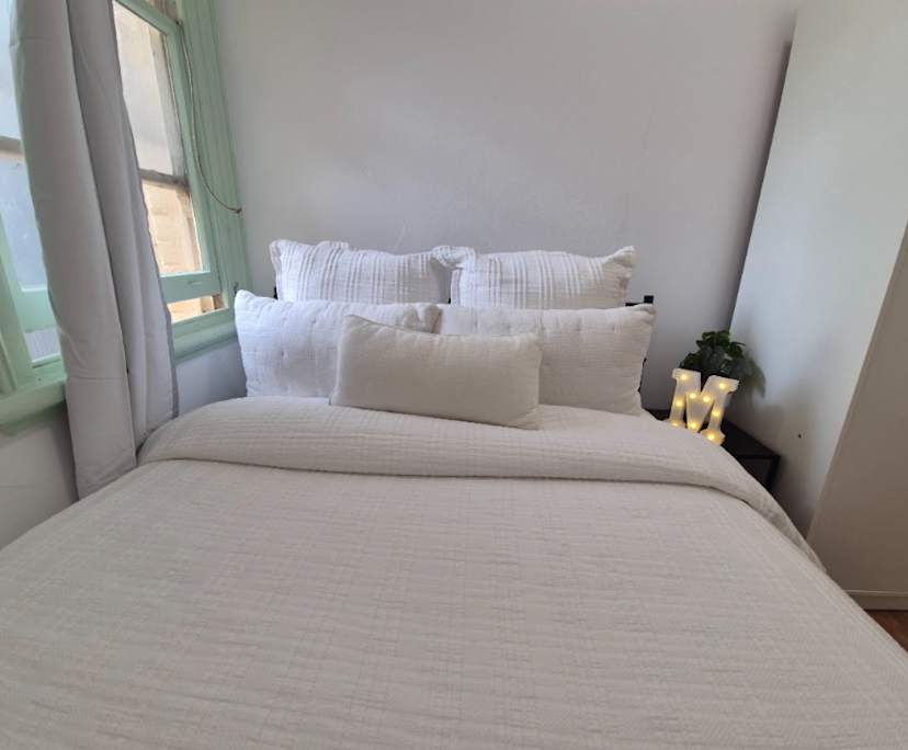 propertyImage