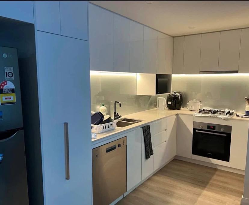 Furnished room with own bathroom
