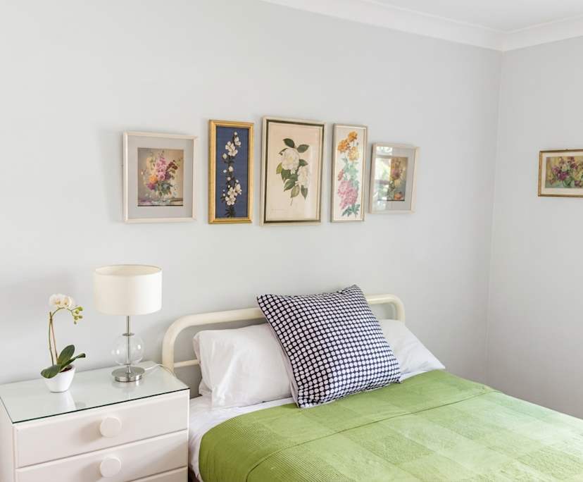 Furnished room in a share house