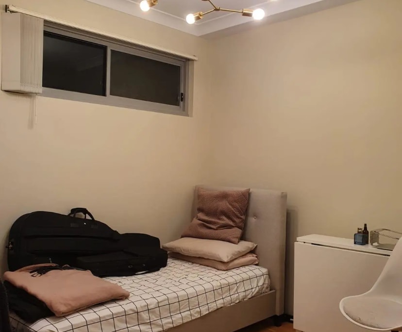 Whole property with 2 rooms for rent