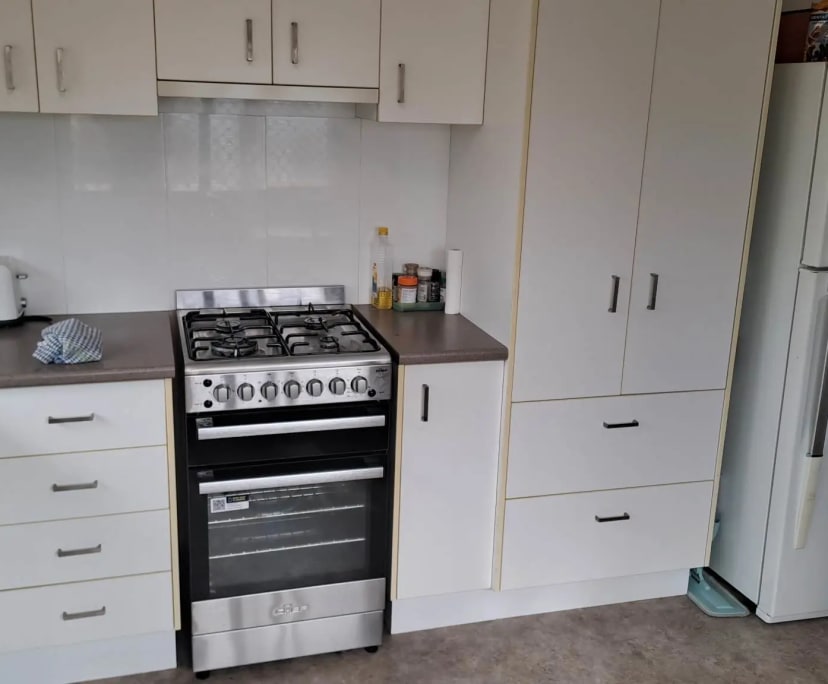 $217, Share-house, 3 bathrooms, Holland Park West QLD 4121