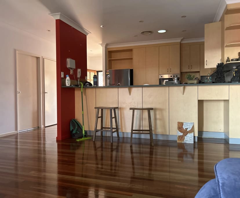 Furnished room in a flatshare