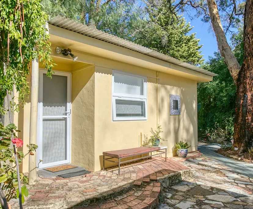 $350, Studio, 1 bathroom, Hovea WA 6071