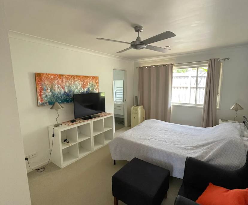 Furnished room with own bathroom