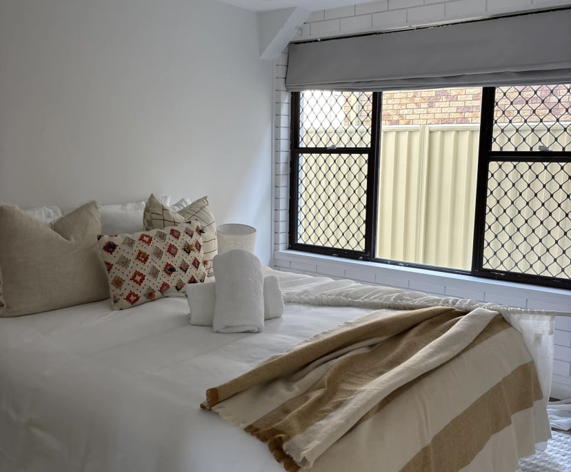 Furnished room with own bathroom