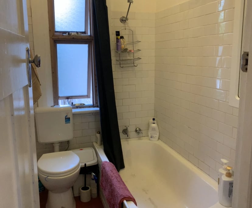 $340, Flatshare, 2 bathrooms, Manly NSW 2095