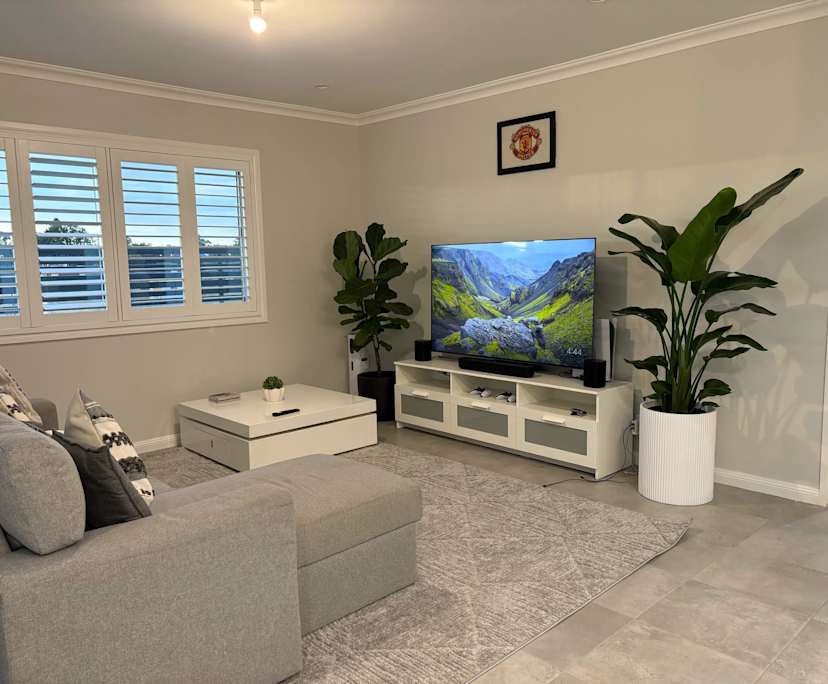 Room in a share house