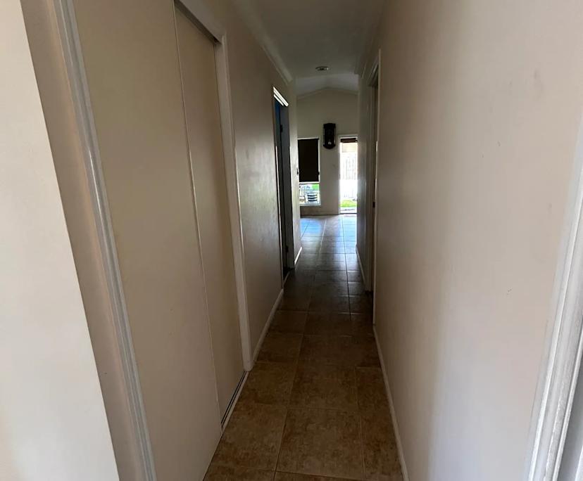Whole property with 3 rooms for rent