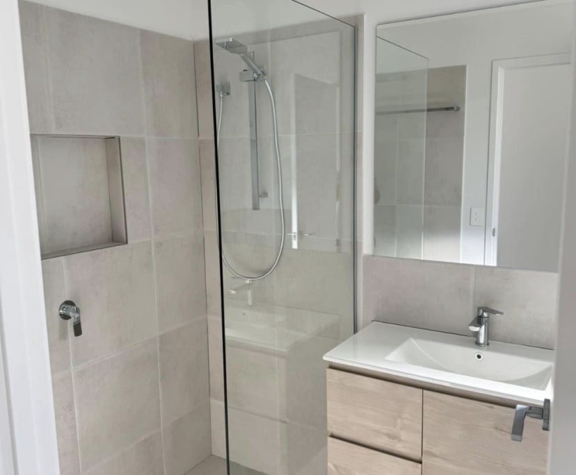 Unfurnished room in a share house