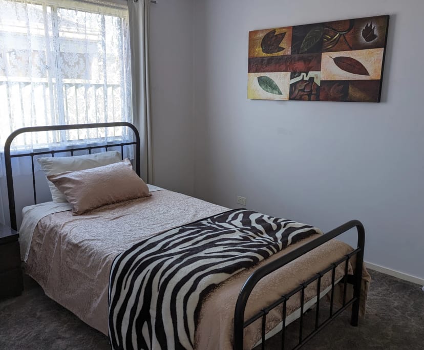 Student for Rent in Miners Rest, VIC