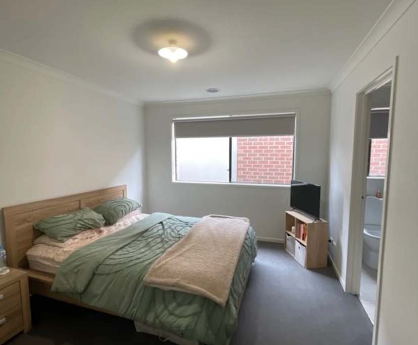 propertyImage