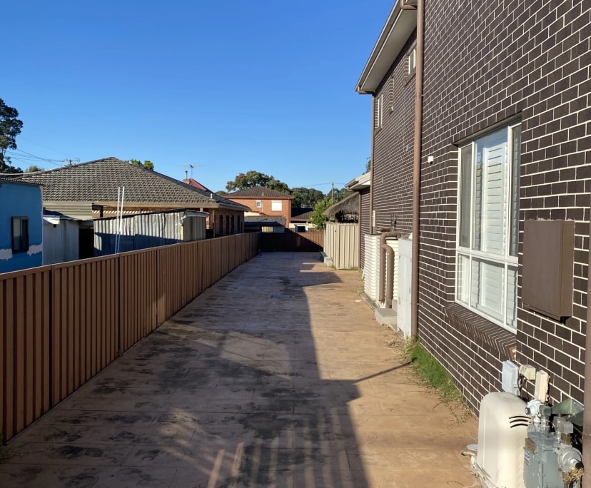 Granny Flat for Rent in Fairfield East, Sydney 39...