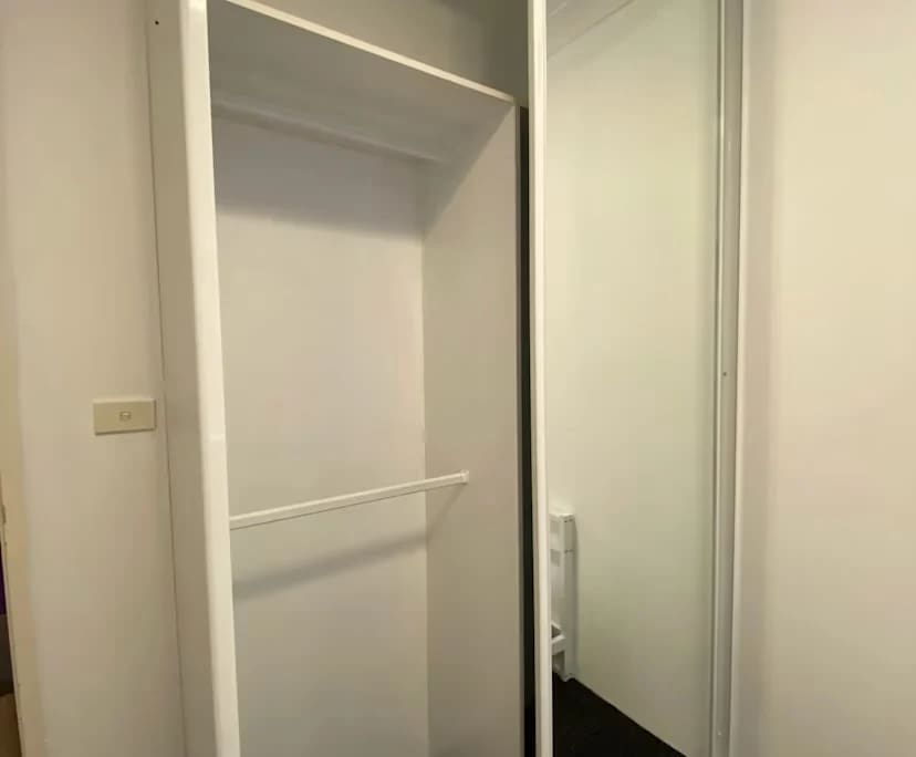 Unfurnished room in a flatshare