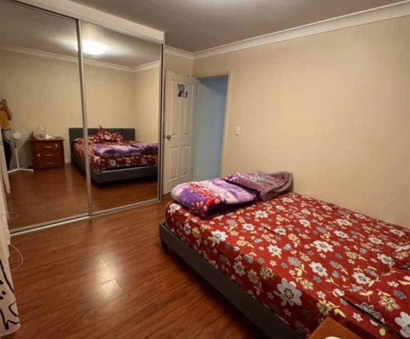 Furnished room in a share house
