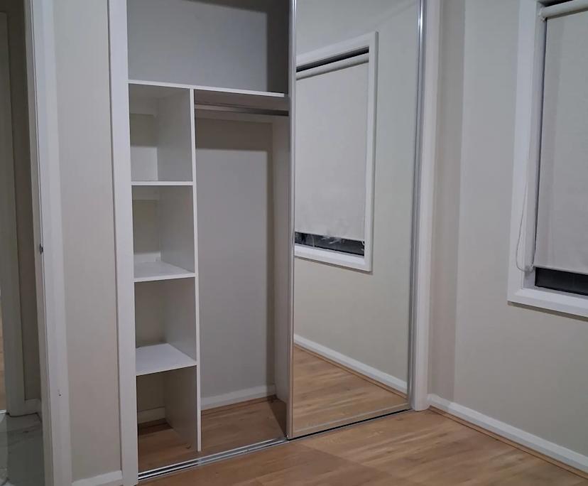 Room in a share house