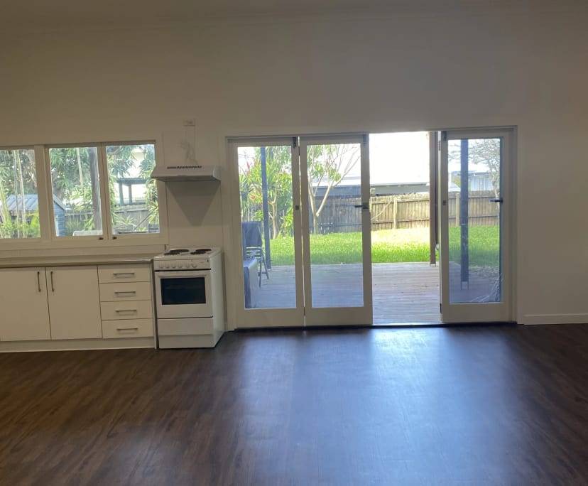 Room for Rent in Oxley, Brisbane 220, Unfurnished...