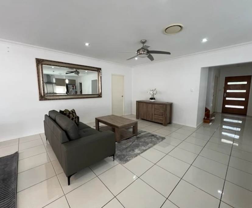 Room in a share house