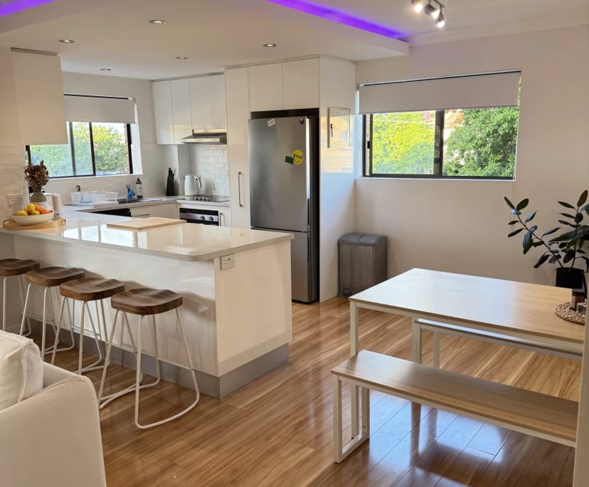 Furnished room in a flatshare