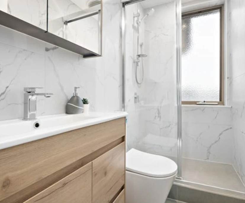 $800, Whole-property, 2 bathrooms, South Yarra VIC 3141